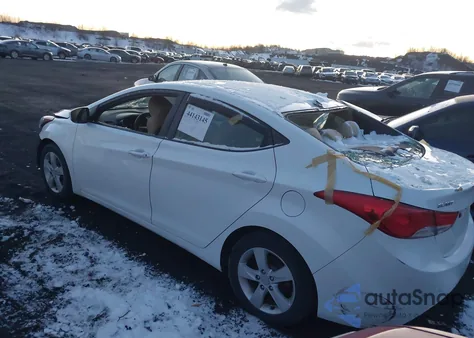 2012 Hyundai Elantra Gls из США, поврежденный, VIN 5NPDH4AE6CH082934